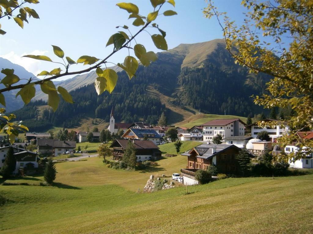 Tanneck Garni Apartment Berwang Exterior photo